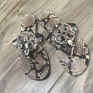 tory burch flip flops